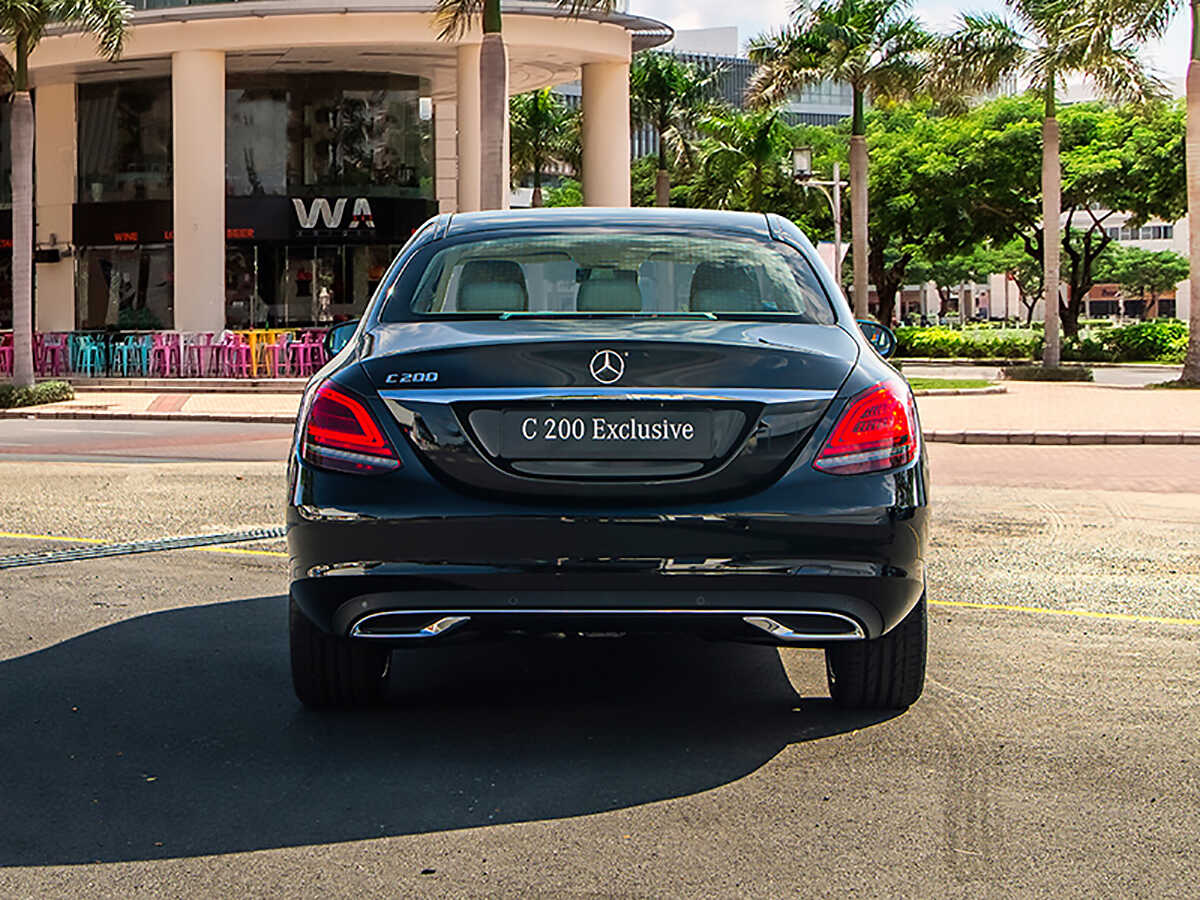 Mercedes C200 Exclusive Nhận nhiều ưu đãi từ đại lý chính hãng